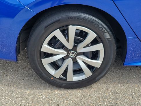 Used 2024 Honda Civic LX image 10