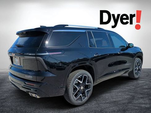 New 2026 Chevrolet Traverse High Country FWD image 3