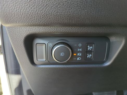 Used 2025 Ford Ranger Lariat w/ Trailer Tow Package image 33