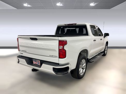 Used 2021 Chevrolet Silverado 1500 Custom image 8