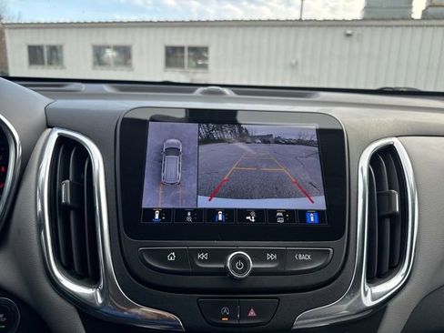 Used 2023 Chevrolet Equinox LT image 26
