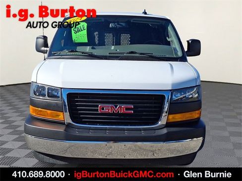 Used 2024 GMC Savana 2500 w/ Driver Convenience Package image 2