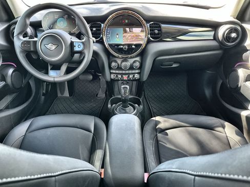 Used 2024 MINI Cooper S image 10