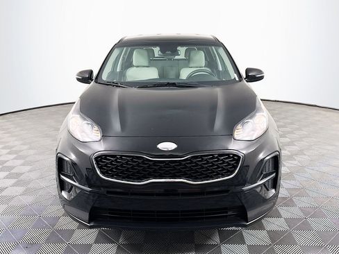 Used 2022 Kia Sportage LX w/ LX FWD Value Edition Package image 2