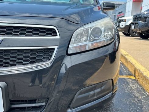 Used 2013 Chevrolet Malibu Eco w/ Power Convenience Package FWD image 3