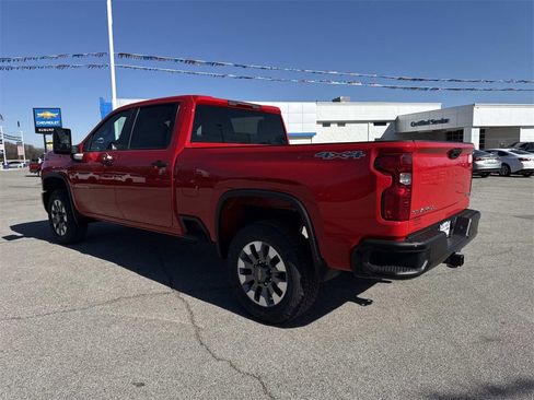 New 2026 Chevrolet Silverado 2500 Custom image 3