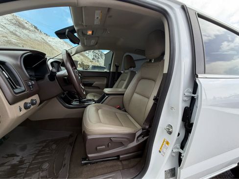 Used 2018 GMC Canyon SLT w/ Driver Alert Package AWD/4WD image 9