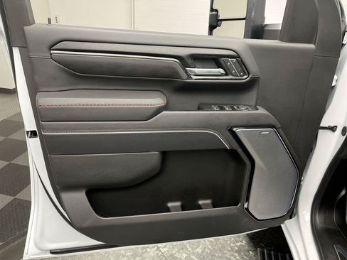 Certified 2026 GMC Sierra 2500 AT4X AWD/4WD image 9