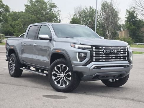 Used 2024 GMC Canyon Denali AWD/4WD image 1
