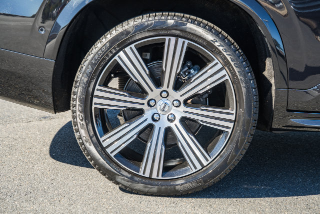 Certified 2024 Volvo XC90 T8 Ultimate w/ Lounge Package AWD/4WD image 18