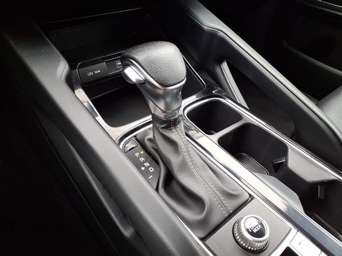 Used 2022 Kia Telluride LX image 8