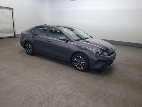 Used 2023 Kia Forte LXS FWD image 11