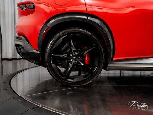 Used 2025 Ferrari Purosangue AWD/4WD image 21