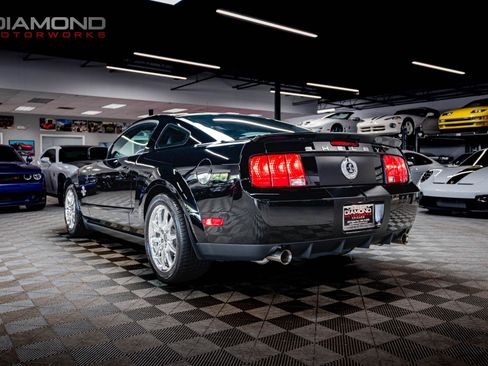 Used 2009 Ford Mustang Shelby GT500 RWD image 2