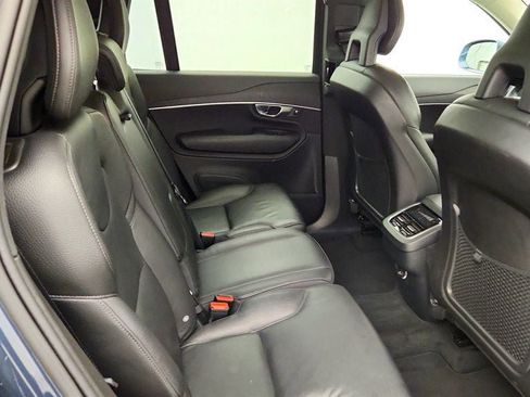 Used 2020 Volvo XC90 T6 Momentum AWD/4WD image 26