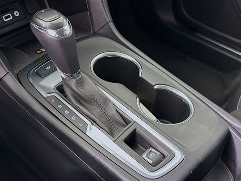 Used 2019 Chevrolet Equinox Premier image 19