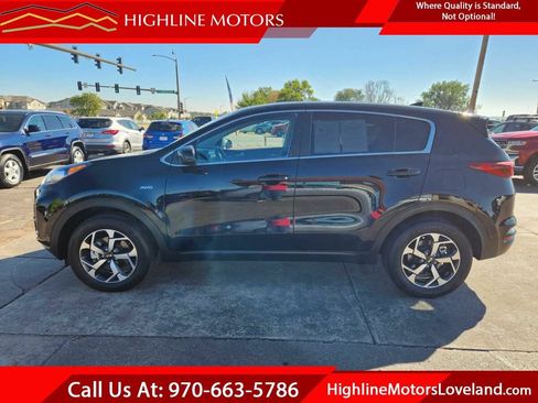 Used 2021 Kia Sportage LX image 8