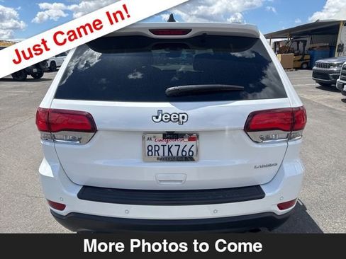Used 2020 Jeep Grand Cherokee Laredo RWD image 4