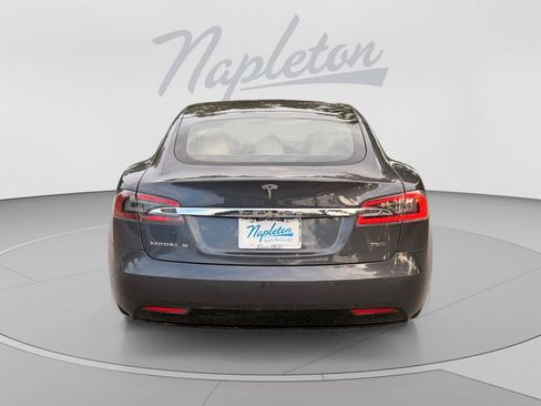Used 2018 Tesla Model S AWD image 4