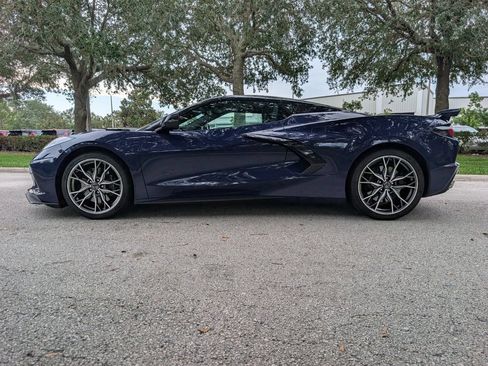 Used 2025 Chevrolet Corvette Stingray Preferred Conv w/ Z51 Performance Package RWD image 5