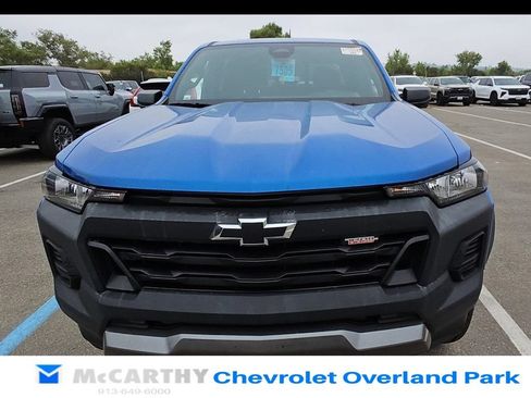 Used 2023 Chevrolet Colorado Trail Boss w/ Advanced Trailering Package AWD/4WD image 8