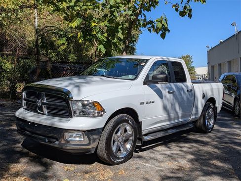 Used 2010 Dodge Ram 1500 Truck SLT w/ Big Horn Regional Pkg image 2