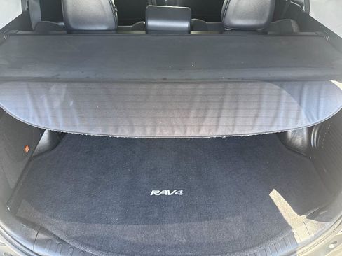 Used 2014 Toyota RAV4 Limited w/ Technology Package FWD image 22