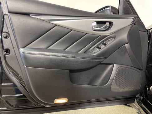 Used 2019 INFINITI Q50 Luxe w/ Essential Package (3.0T Luxe) image 19
