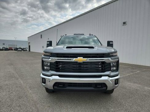 New 2026 Chevrolet Silverado 3500 LT w/ Safety Package AWD/4WD image 3