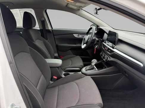 Used 2022 Kia Forte LXS image 15