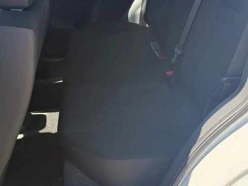 Used 2011 Suzuki SX4 Sportback FWD image 12