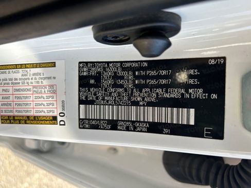 Used 2020 Toyota 4Runner SR5 Premium w/ Moonroof Package AWD/4WD image 36