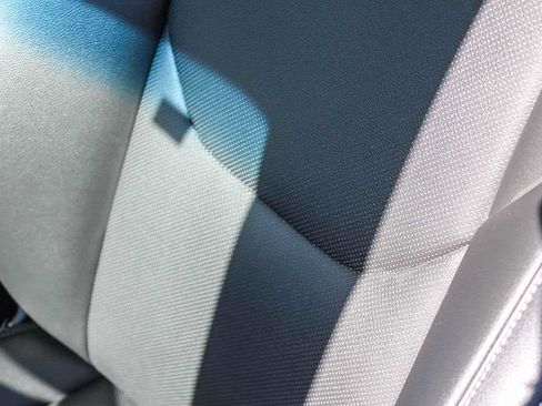 Used 2023 Genesis GV70 2.5T w/ Select Package image 39