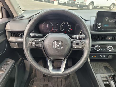 Used 2024 Honda CR-V EX image 16