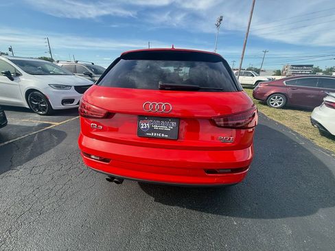 Used 2018 Audi Q3 2.0T Premium Plus w/ Premium Plus Package AWD/4WD image 4