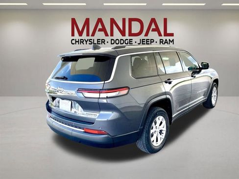 Used 2022 Jeep Grand Cherokee L Limited RWD image 6
