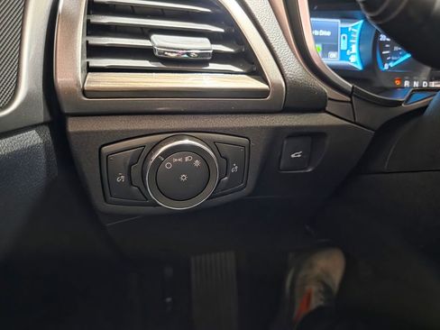 Used 2019 Ford Fusion SEL image 29