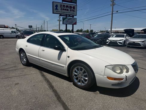 Used 2003 Chrysler 300M FWD image 3