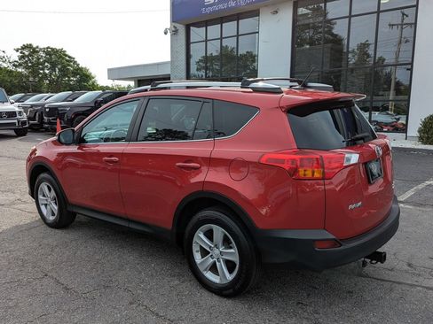 Used 2014 Toyota RAV4 XLE AWD/4WD image 10