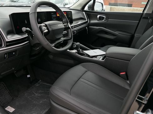 New 2026 Kia Sorento S FWD image 10