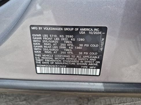 Used 2025 Volkswagen Atlas SE FWD image 36
