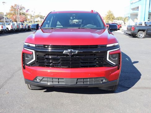 New 2026 Chevrolet Suburban RST image 32