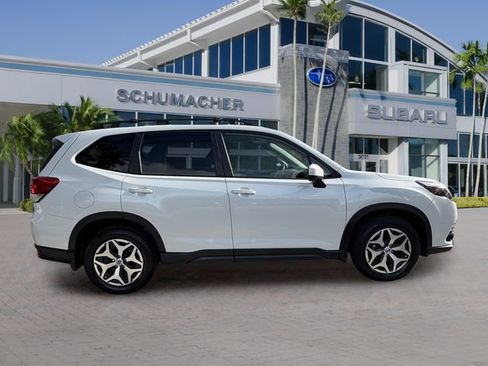 Certified 2023 Subaru Forester Premium AWD/4WD image 8