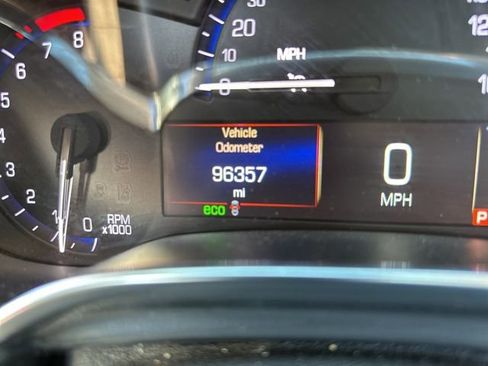 Used 2015 Cadillac SRX Performance w/ Driver Awareness Package image 2