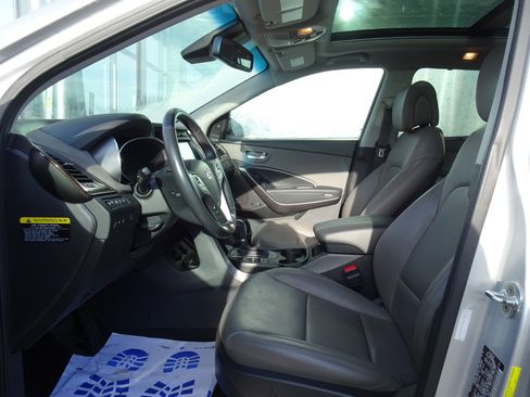 Used 2017 Hyundai Santa Fe Sport w/ 2.0T Ultimate Tech Package 05 image 9