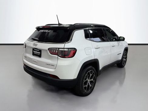 Used 2024 Jeep Compass Limited AWD/4WD image 9