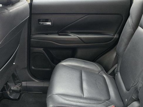 Used 2020 Mitsubishi Outlander SEL image 14