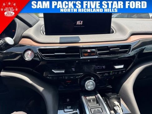 Used 2022 Acura MDX FWD w/ Technology Package image 10