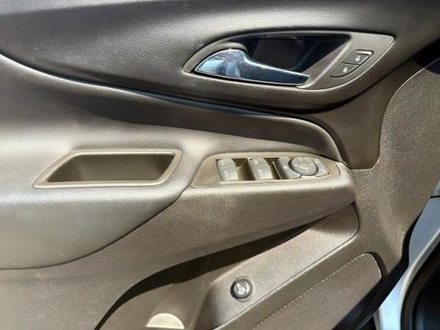Certified 2022 Chevrolet Equinox LT AWD/4WD image 15