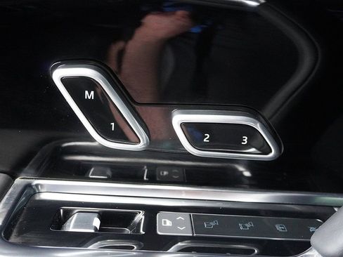 Used 2024 Land Rover Range Rover Long Wheelbase Autobiography image 63